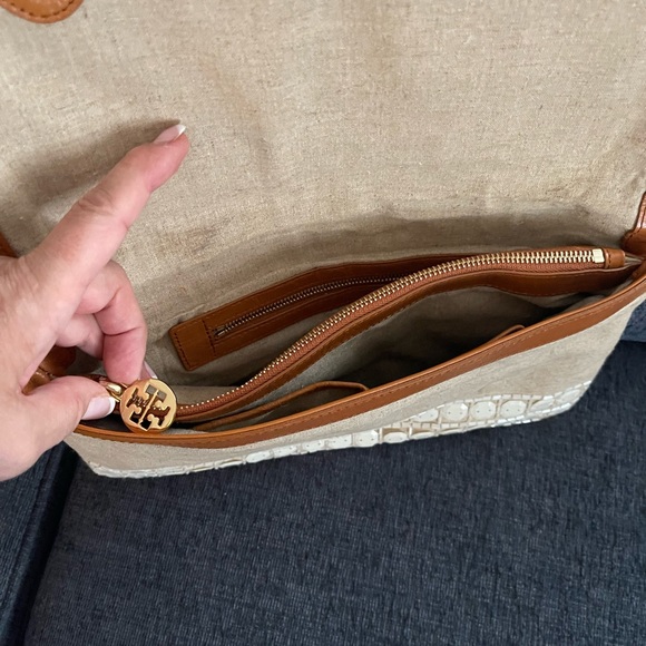 Rare Tory Burch Clutch Linen, Leather & Pallets - Picture 6 of 8